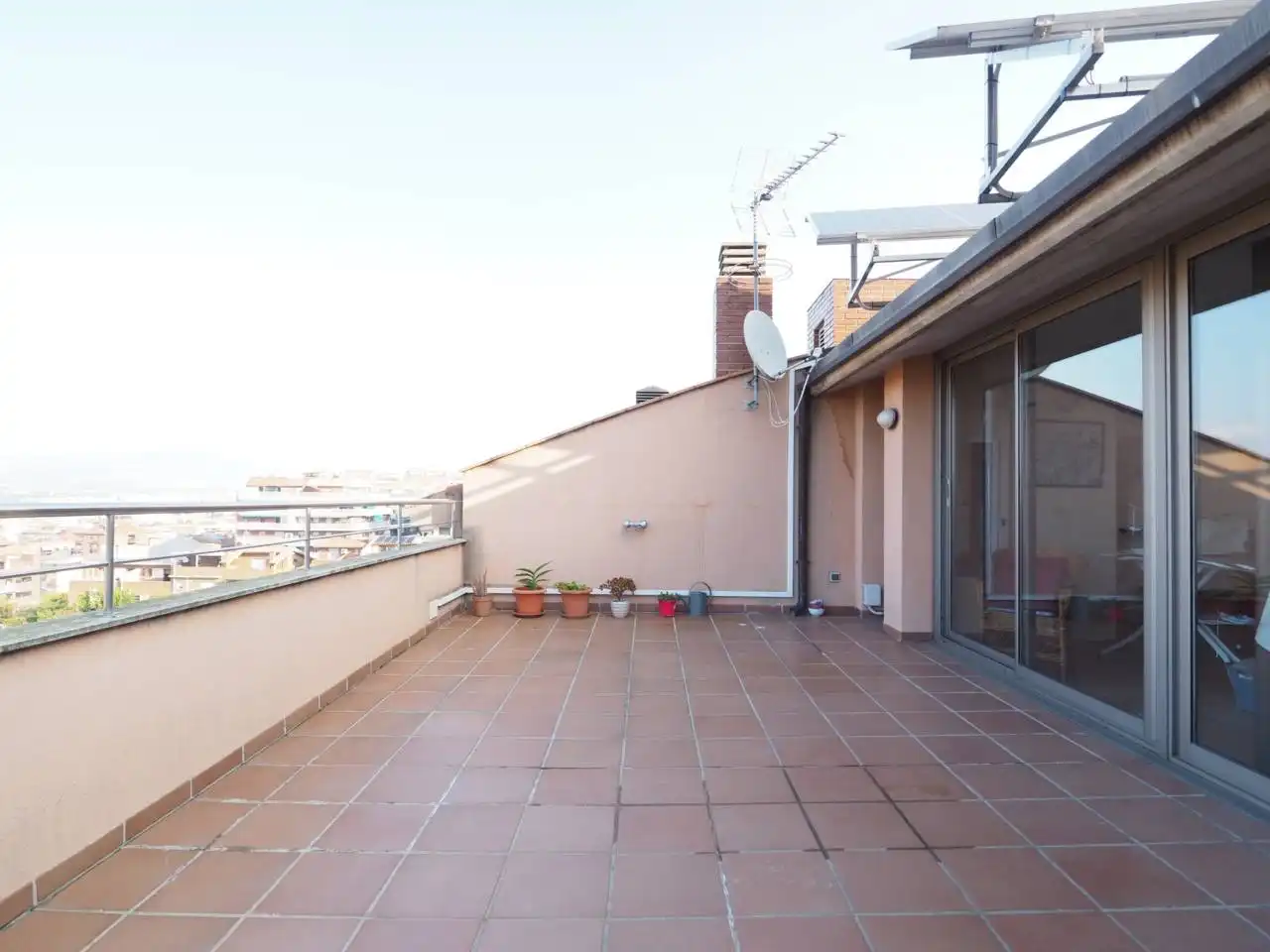 Terrassa de Casa adosada en venda en Granollers amb Calefacció, Jardí privat i Terrassa