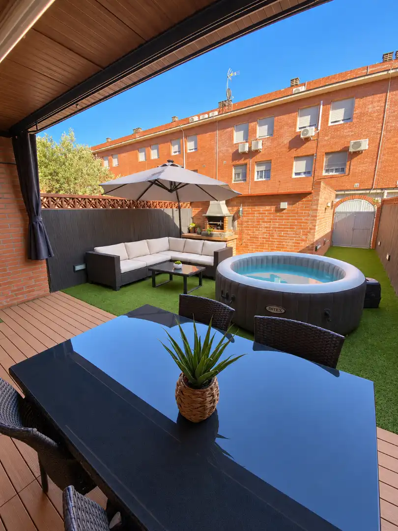 Adossat amb jardí en venda a Carrer de Granollers, imagen 3