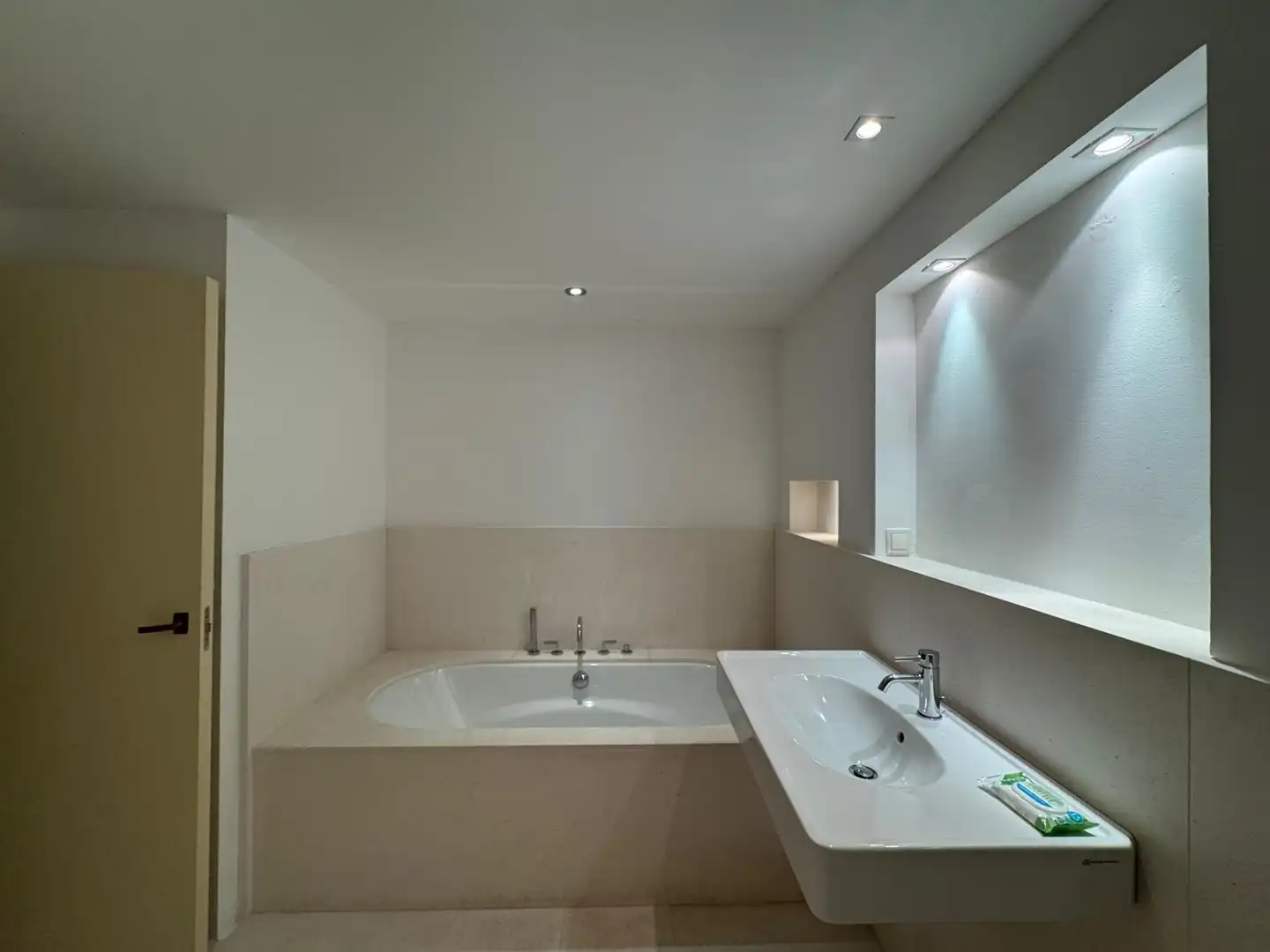 Baño de Piso en venta en  Palma de Mallorca con Aire acondicionado, Parquet y Terraza