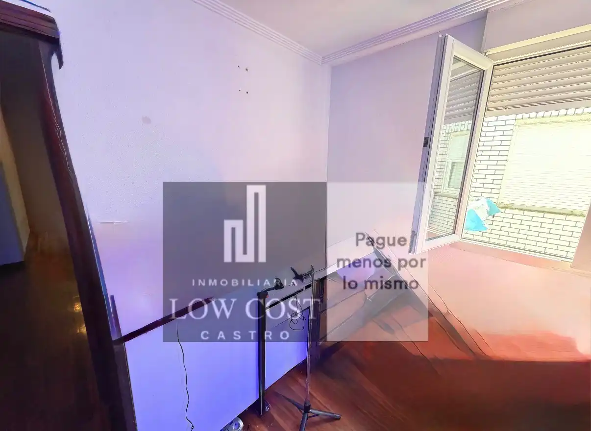 Ático en venta en Castro-Urdiales con Calefacción, Terraza y Balcón
