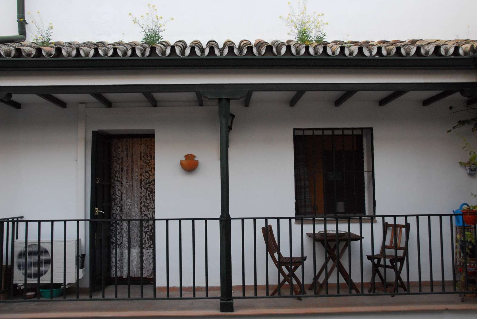 Jardí de Estudi per a compartir en  Sevilla Capital amb Aire condicionat, Calefacció i Terrassa