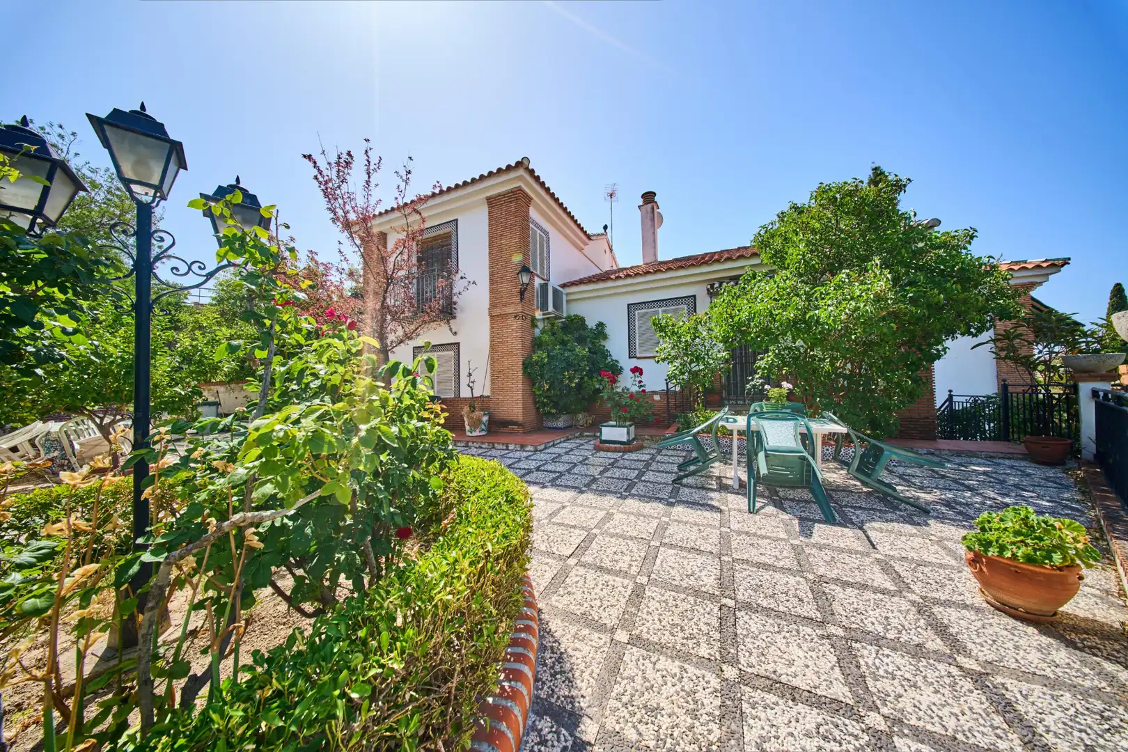 Chalet con piscina en venta en Calle Borgoña 29, imagen 3