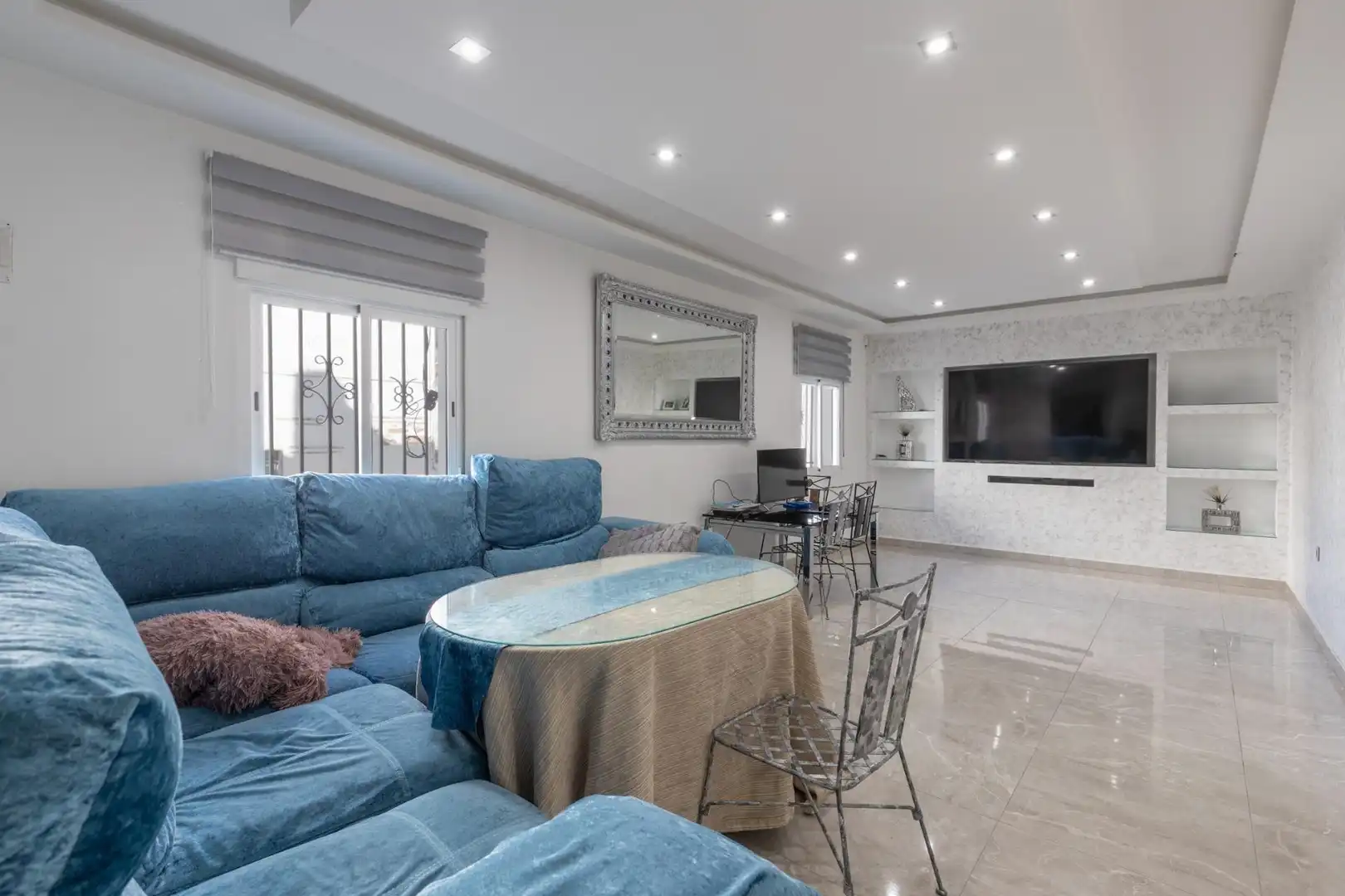 Sala d'estar de Casa o xalet en venda en Alhendín