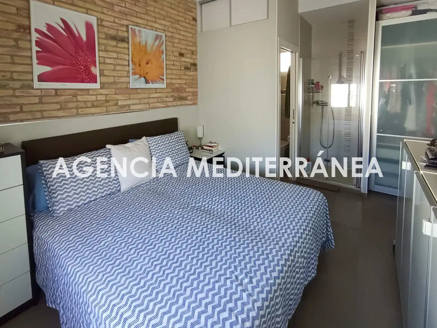 Bedroom of Attic for sale in Valencia  with Air Conditioner, Heating and Terrace