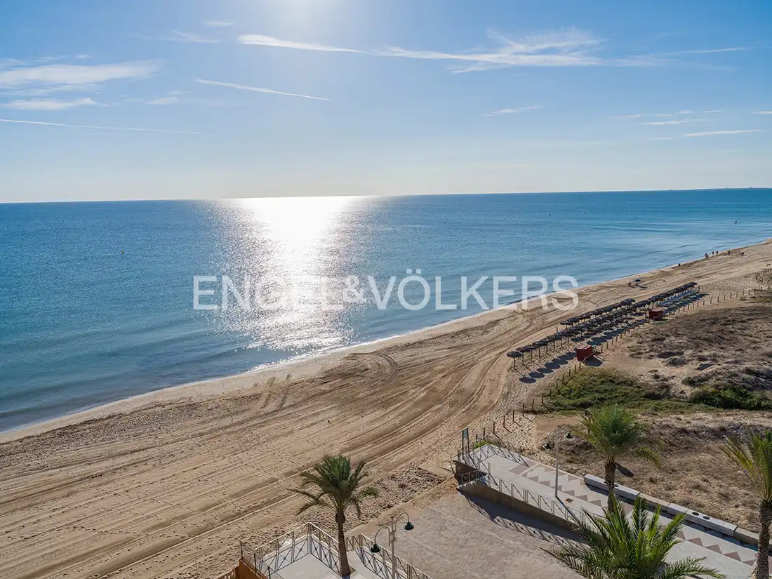 Flat with lift for sale in Avenida San Bartolome Tir 53, imagen 4