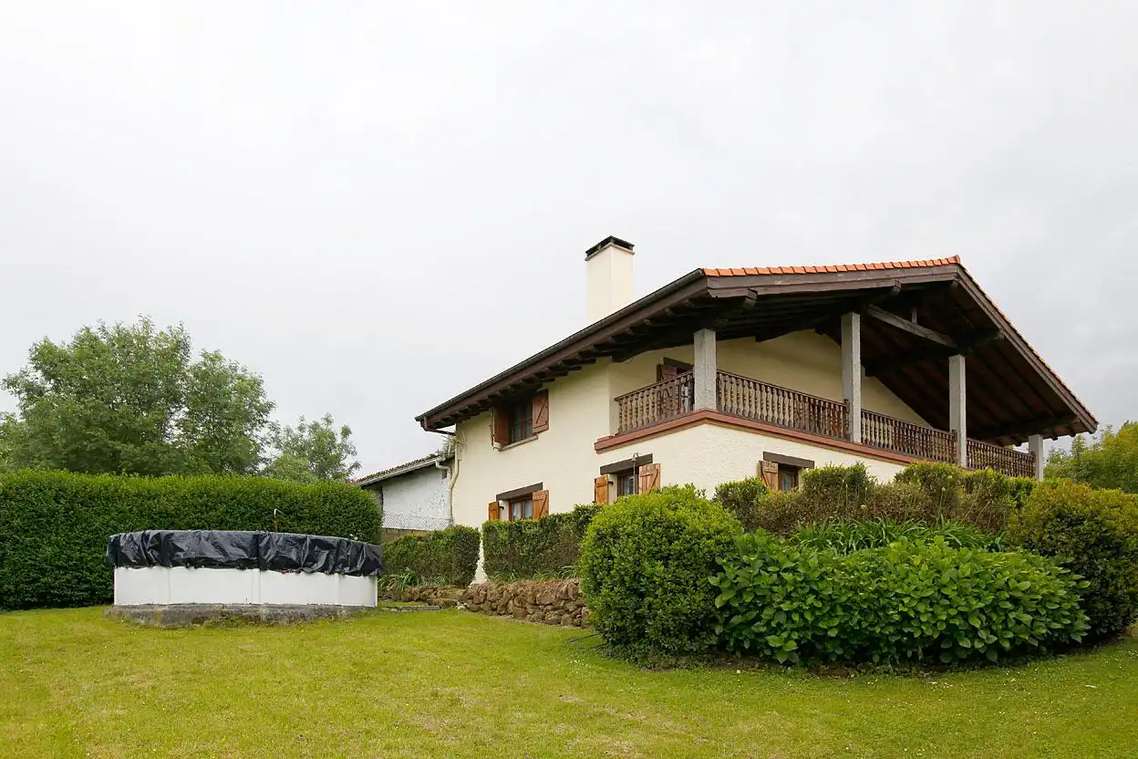Exterior view of Houses for sale in Oiartzun  with Private garden, Terrace and Swimming Pool