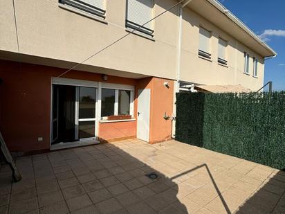 Exterior view of Single-family semi-detached for sale in Villanubla  with Terrace