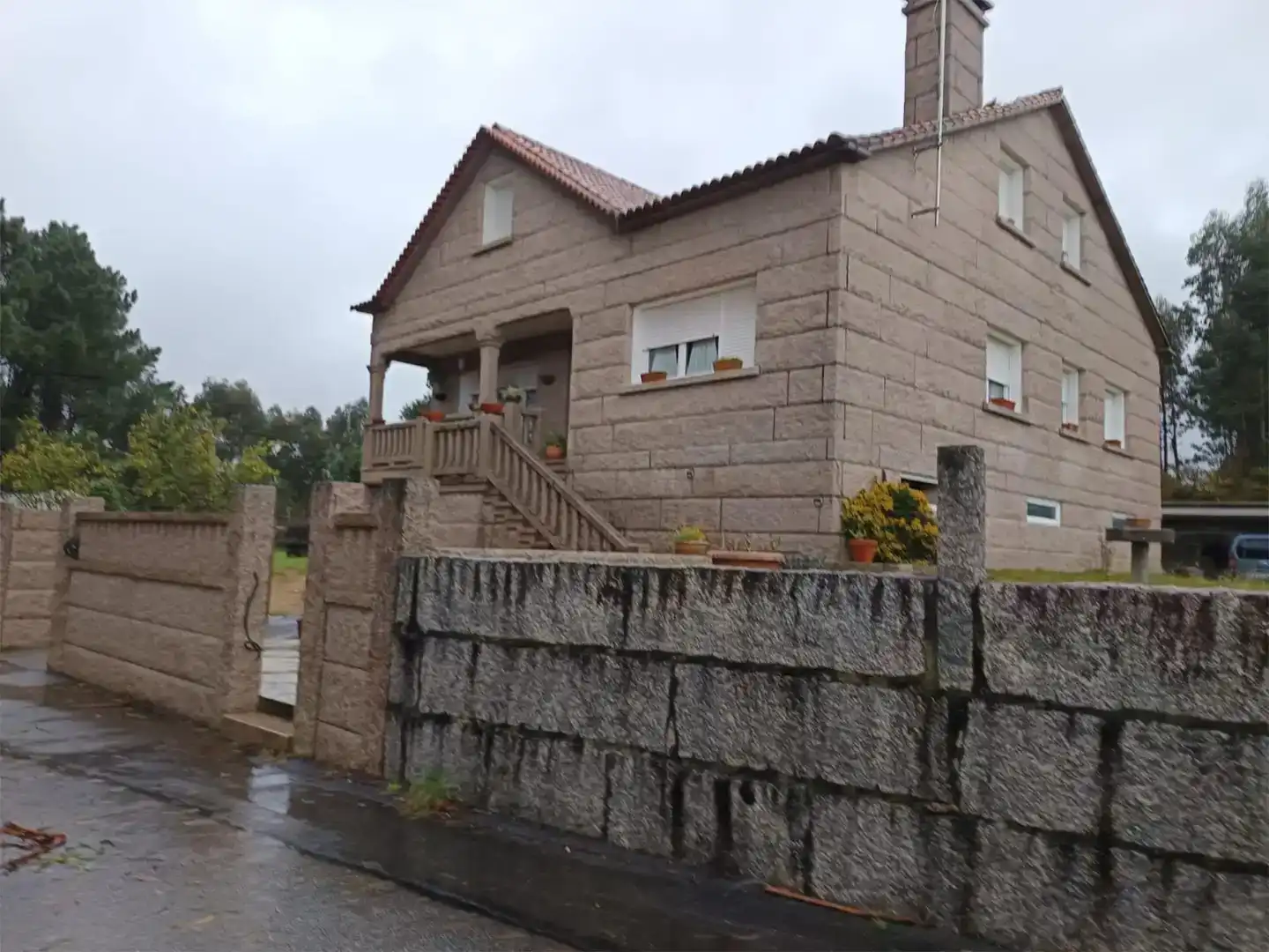 Vista exterior de Casa o xalet en venda en Ribadumia amb Balcó