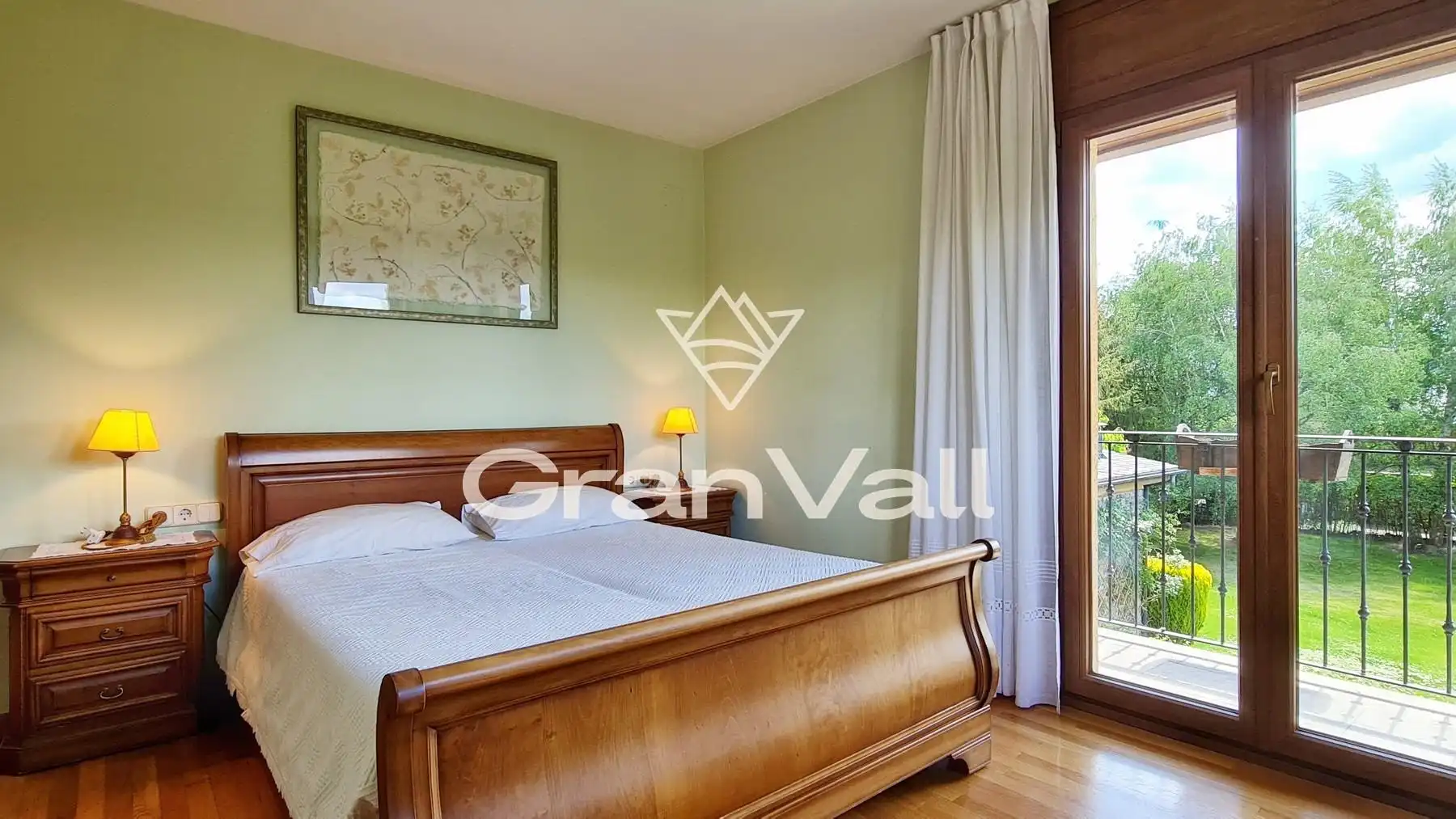 Habitación de Casa o chalet en venta en Puigcerdà con Calefacción, Jardín privado y Terraza