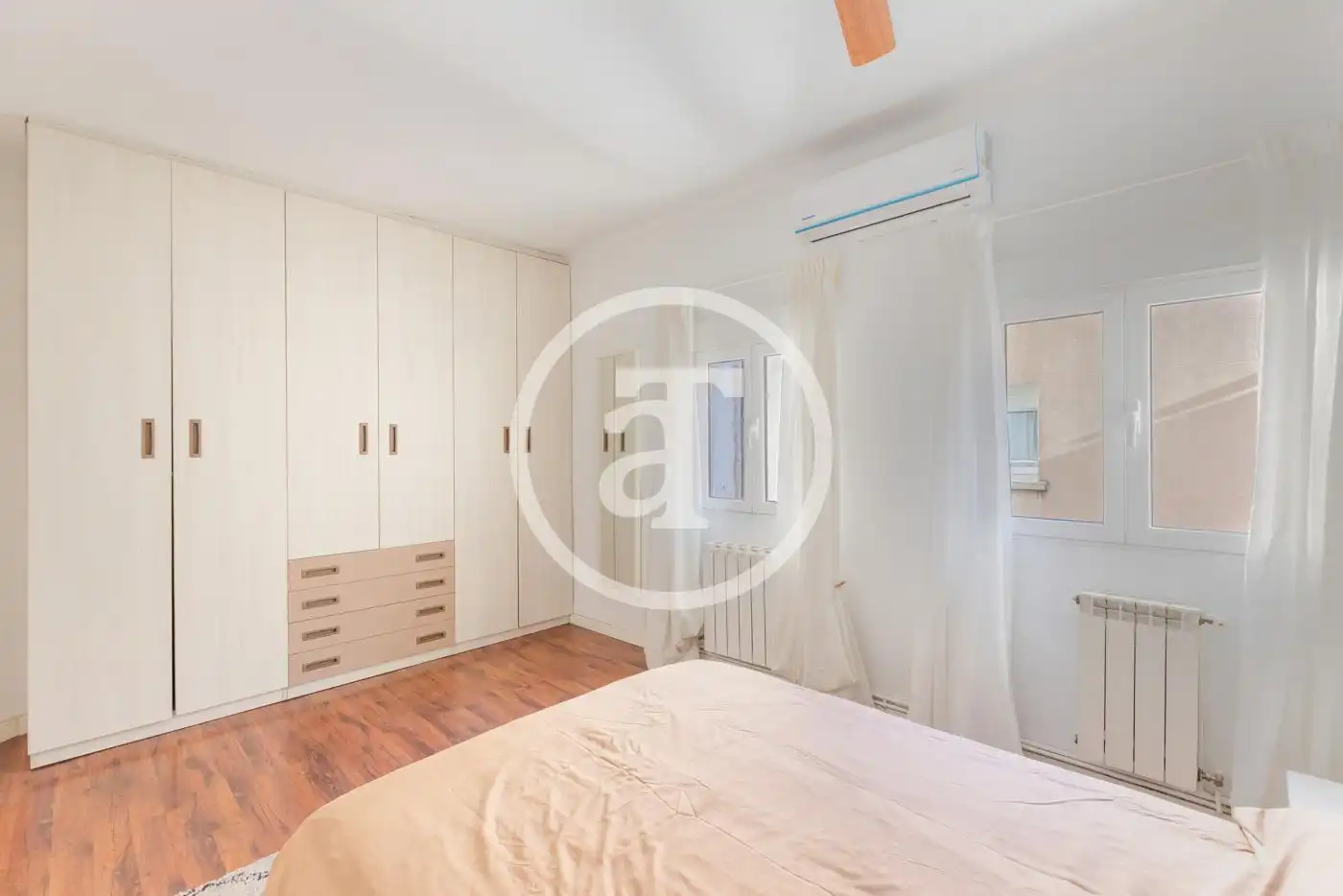 Flat for rent in Calle de la Iglesia, Opañel