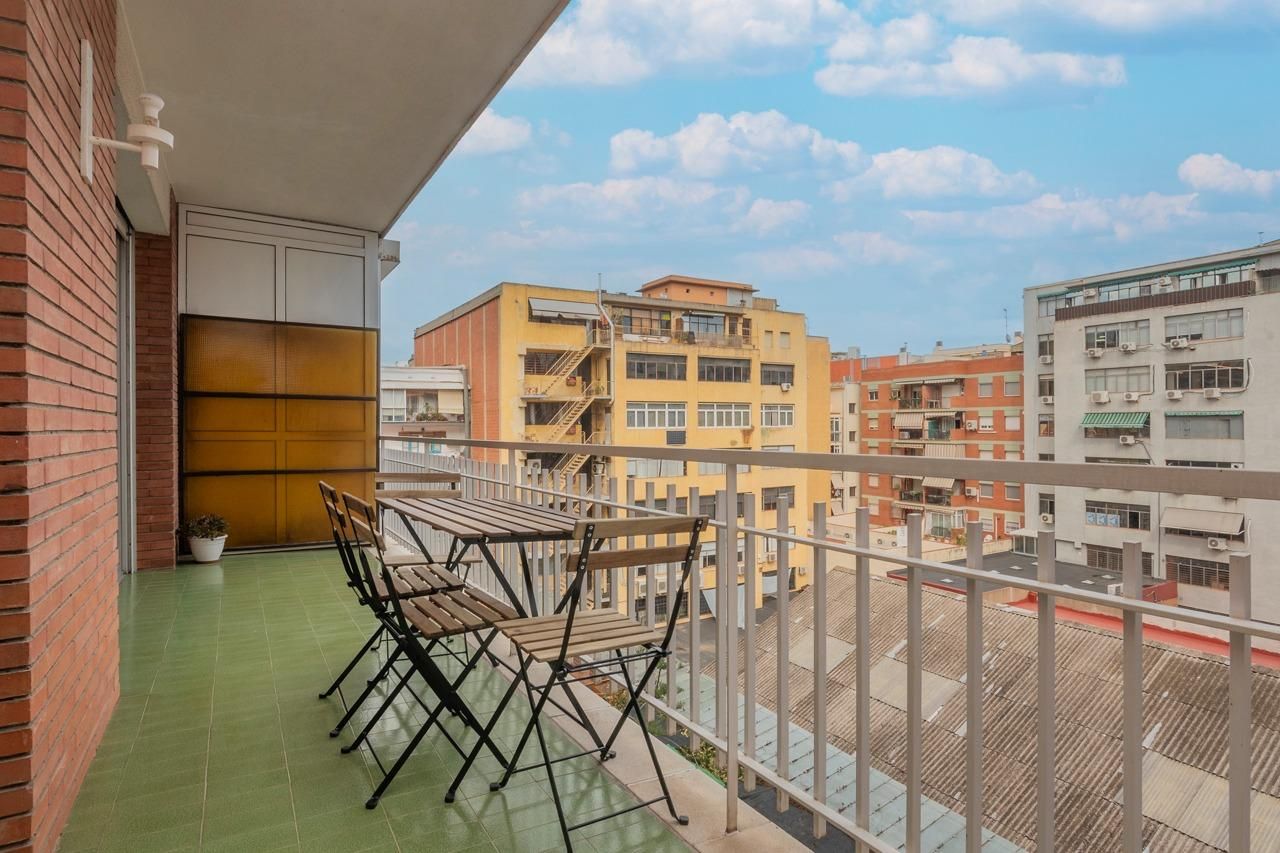 Terraza de Piso de alquiler en  Barcelona Capital con Calefacción, Parquet y Terraza