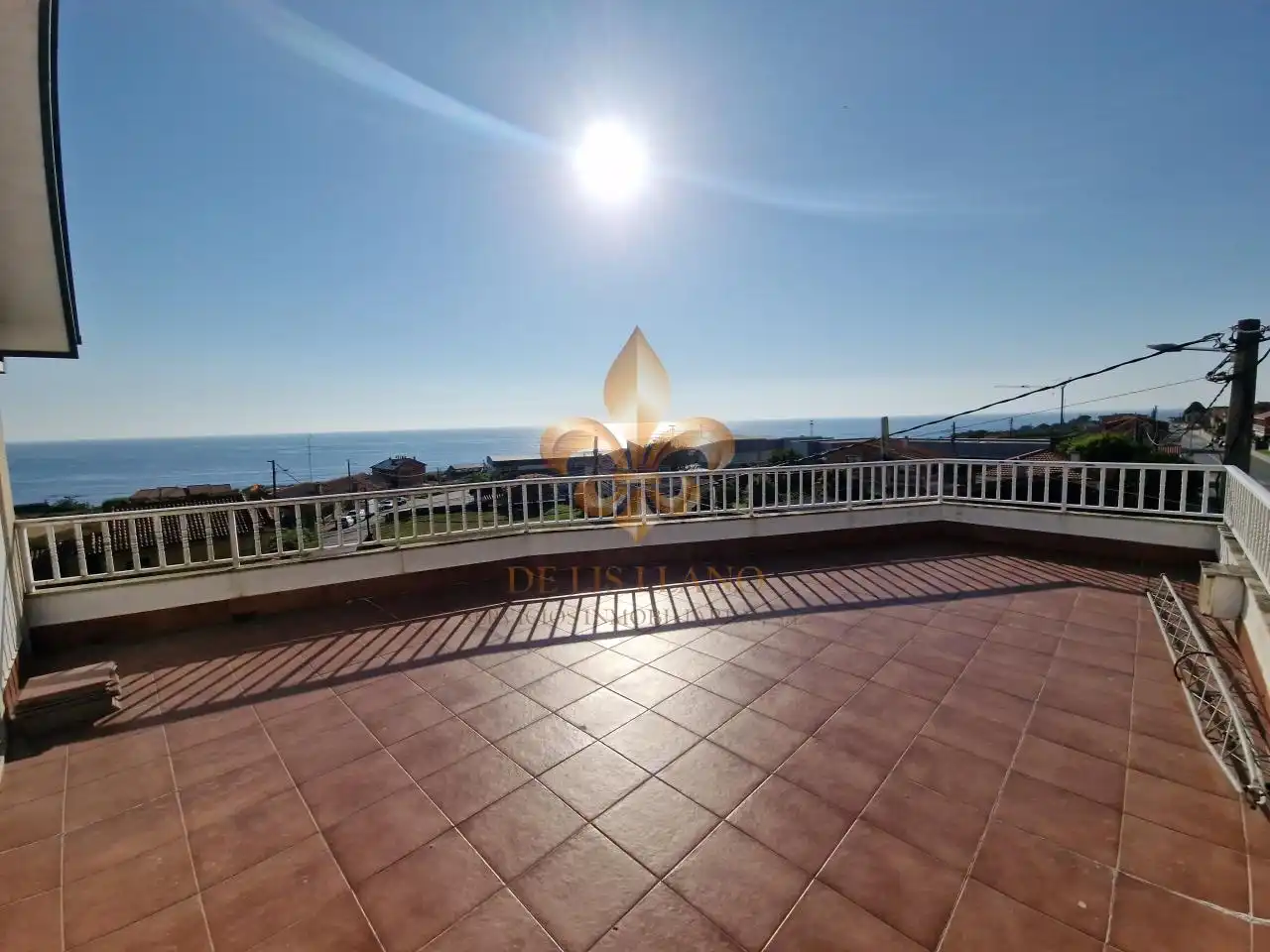 Terraza de Piso en venta en Oia con Calefacción, Terraza y Amueblado