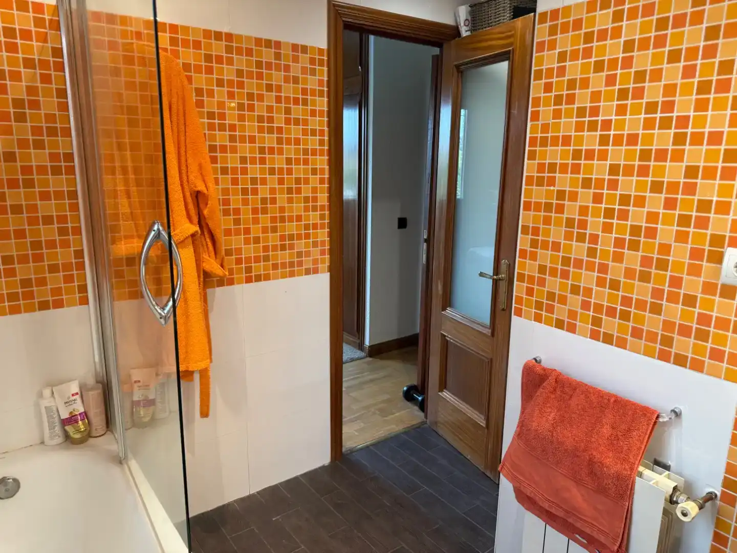 Baño de Piso en venta en Las Rozas de Madrid con Aire acondicionado, Jardín privado y Parquet