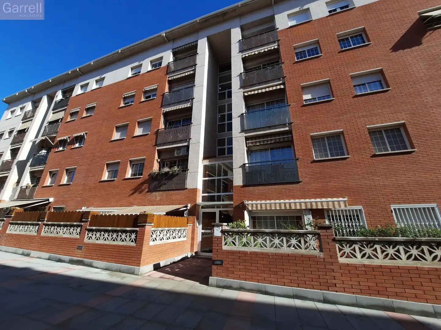 Appartement à vendre à CL MANUEL DE FALLA 
(H) Es:D Pl:BJ Pt:
 BARBERA DEL VALLES (BARCELONA)
