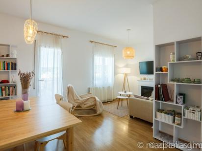 Wohnzimmer von Wohnung zum verkauf in Girona Capital mit Balkon