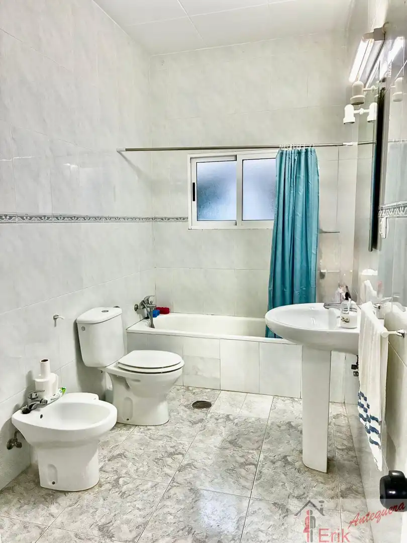 Casa adosada en venta en Bobadilla - Bobadilla Estación - La Joya