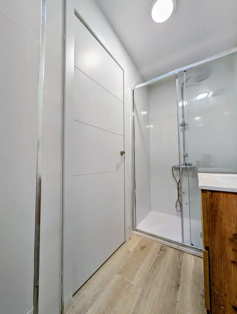 Baño de Piso en venta en Badalona con Parquet y Horno