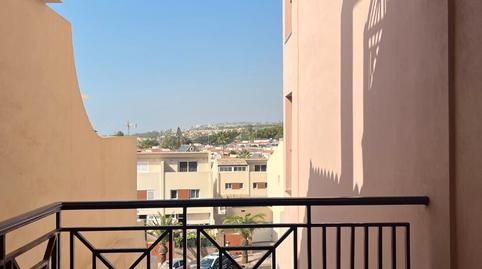 Foto 5 de Apartamento de alquiler en Avenida San Francisco, Los Cristianos, Arona