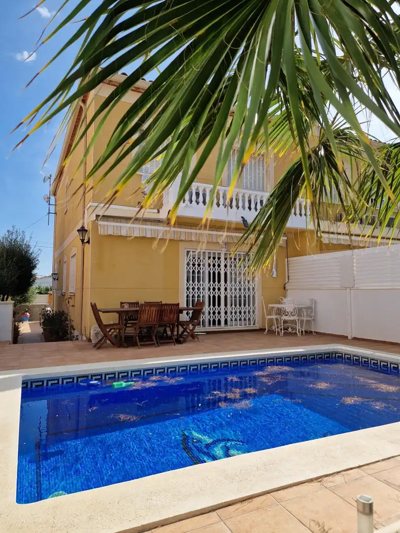 Piscina de Casa adosada en venda en Mont-roig del Camp amb Jardí privat, Terrassa i Piscina