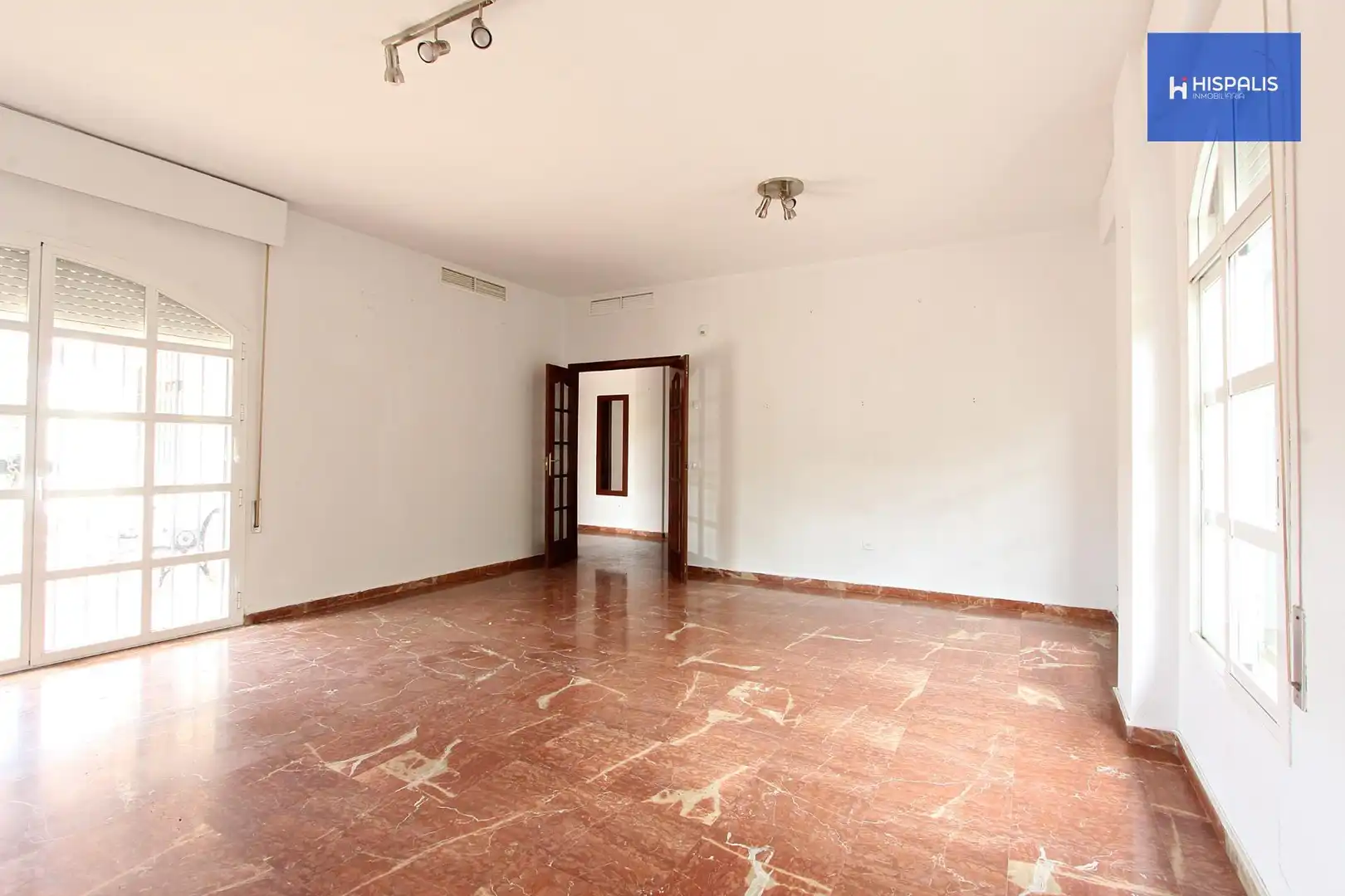 Sala de estar de Casa o chalet en venta en Almensilla con Aire acondicionado, Trastero y Piscina