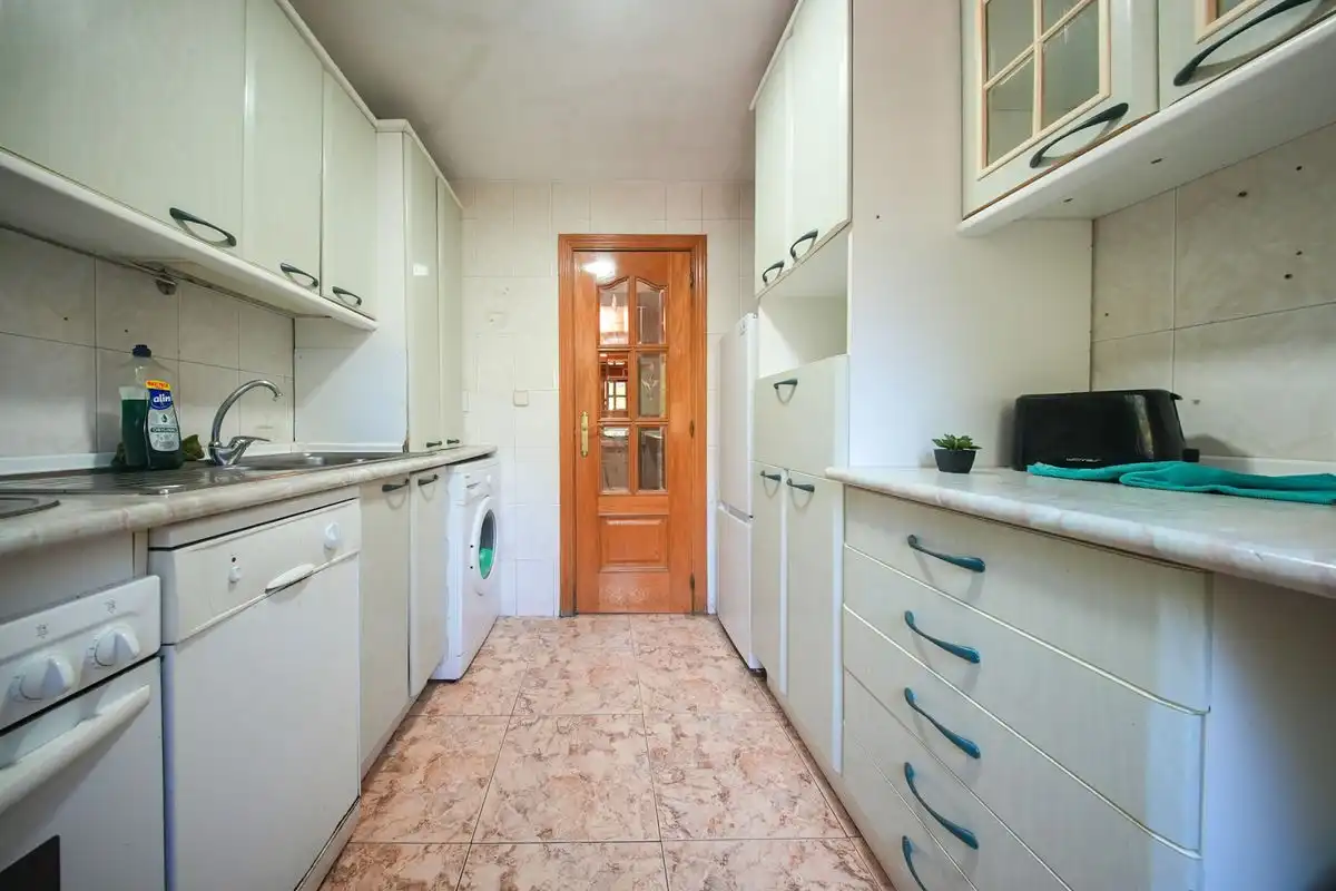 Cocina de Piso en venta en Madrid con Calefacción