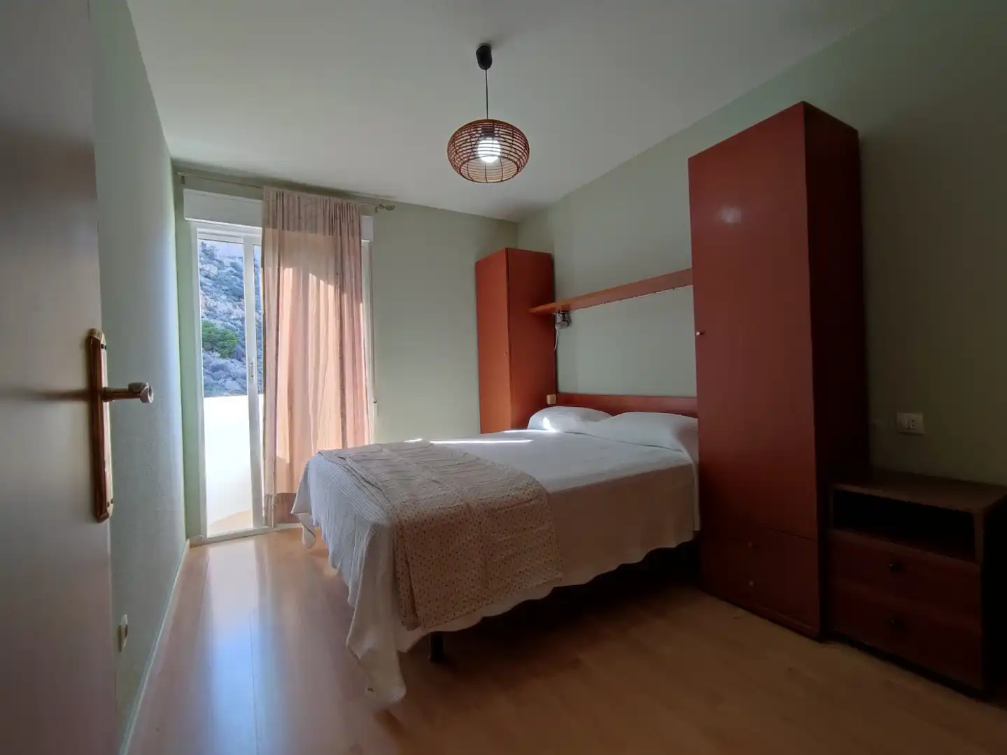 Dormitori de Apartament de lloguer en Alicante / Alacant amb Parquet, Moblat i Forn