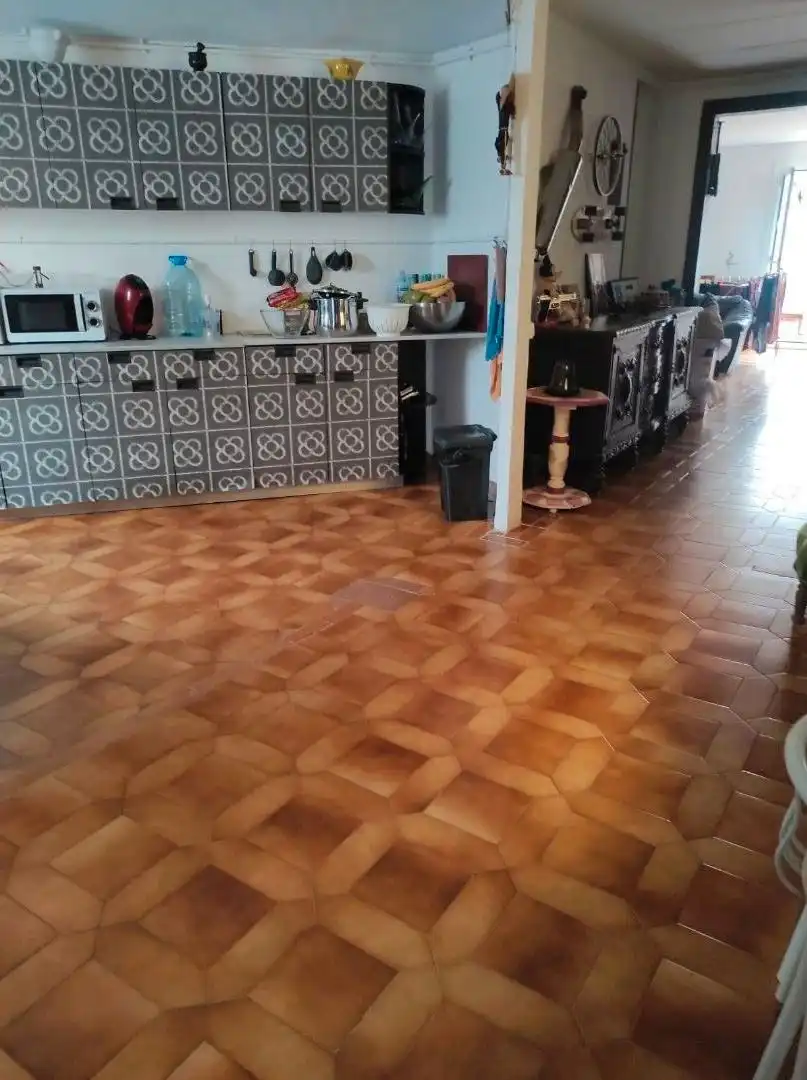 Piso en venta en Barcelona con Calefacción y Balcón