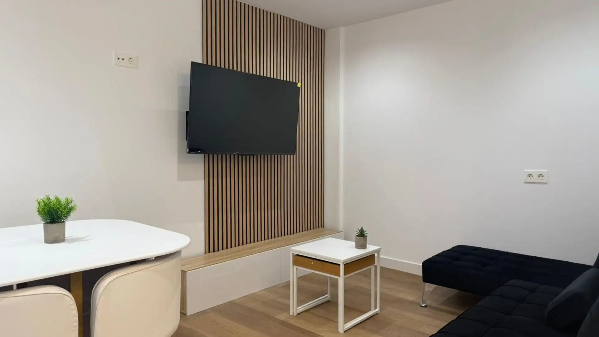 Sala de estar de Piso en venta en Gijón  con Calefacción, Terraza y Piscina