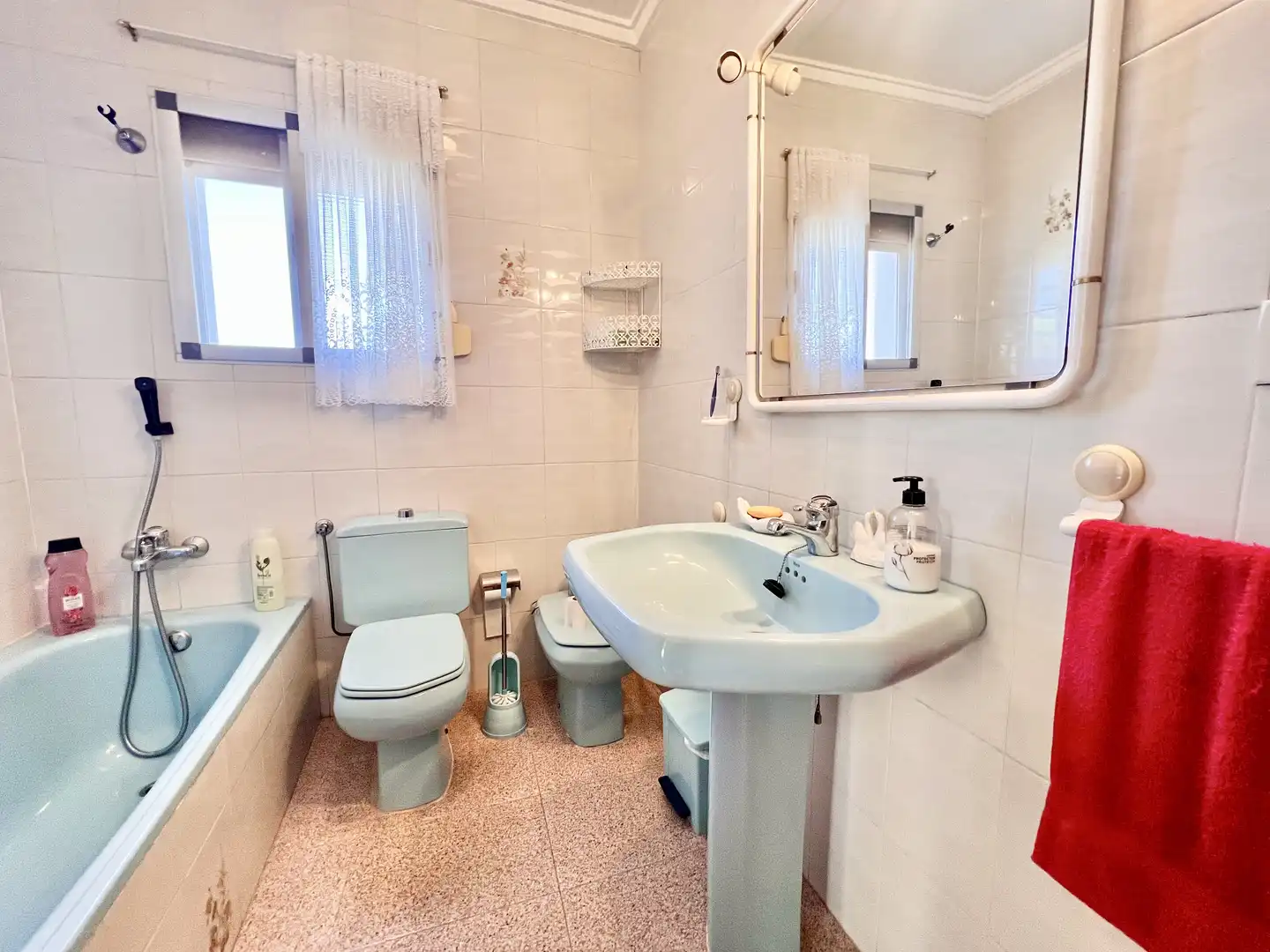 Baño de Casa o chalet en venta en Petrer con Jardín privado, Terraza y Horno