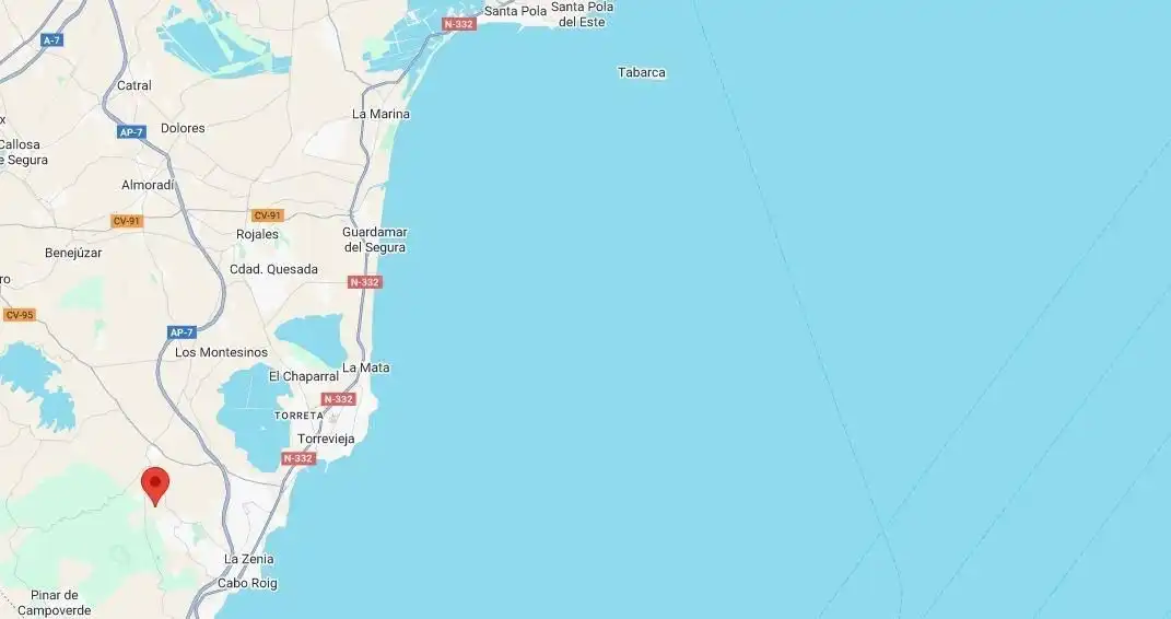 Bungalow con piscina en venta en San Miguel de Salinas, imagen 2
