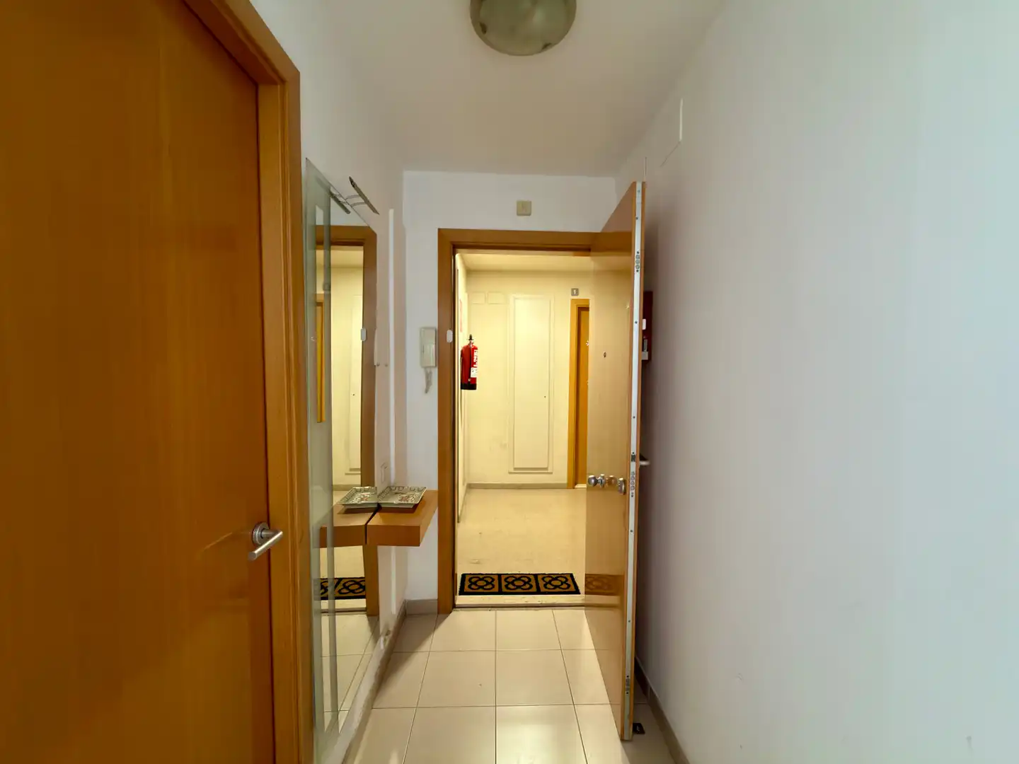 Piso con ascensor en venta en Carrer de Fluvià, imagen 13