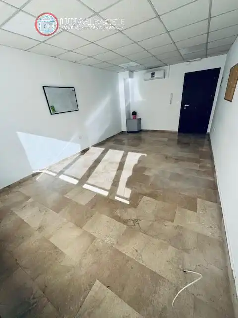 Bureau avec ascenseur à louer à Centro, imagen 3