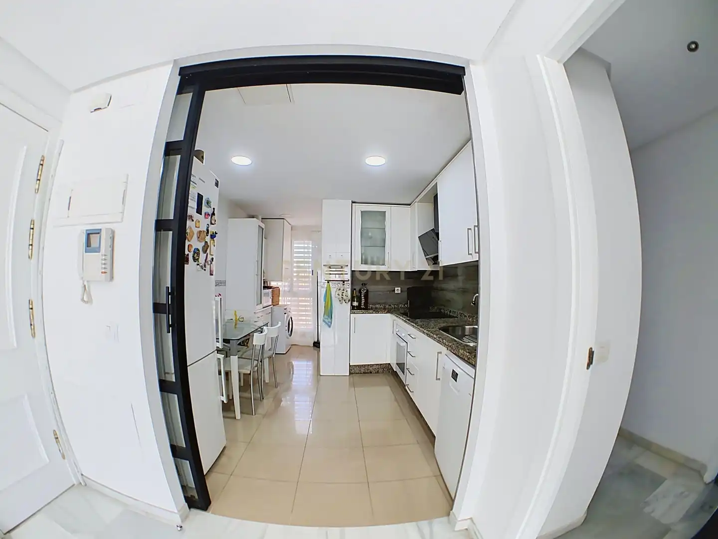 Apartament amb piscina en venda a Avenida Imperio Argentina, Málaga, Spain 7, imagen 5
