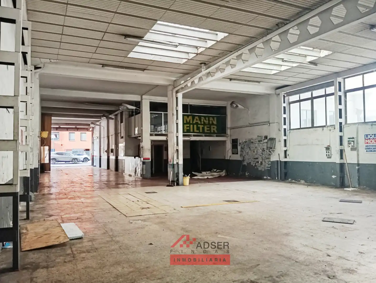 Business premises for sale in Logroño - MADRE DE DIOS