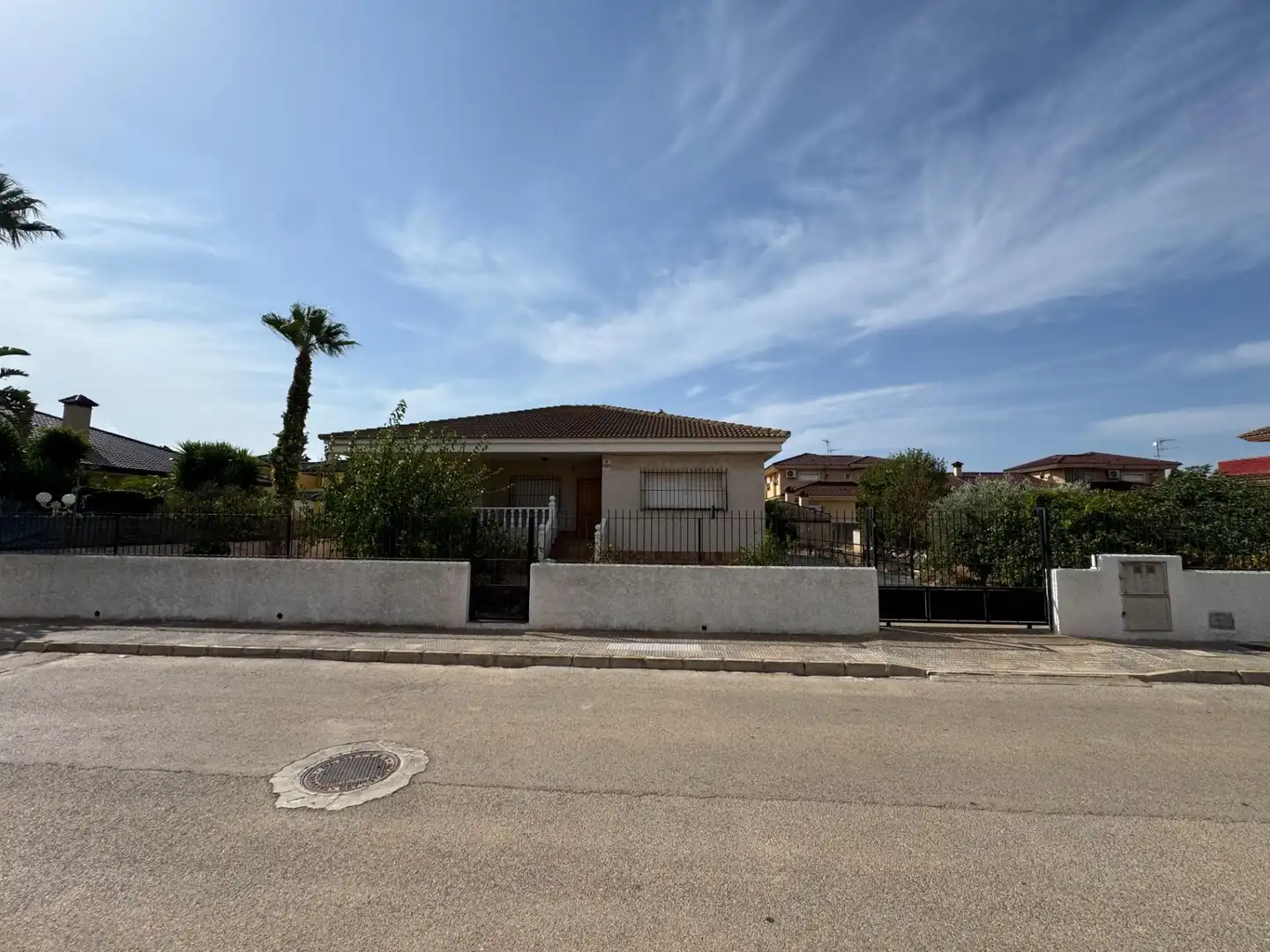 Vista exterior de Casa o chalet en venta en Cartagena con Jardín privado, Amueblado y Alarma