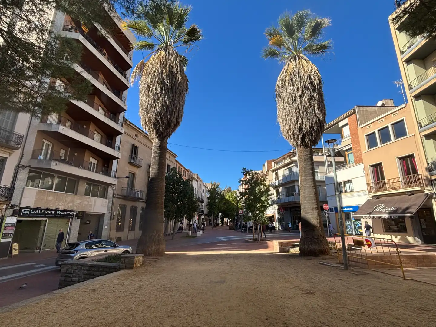 Außenansicht von Erdgeschoss zum Verkauf in Terrassa mit Klimaanlage, Heizung und Privatgarten