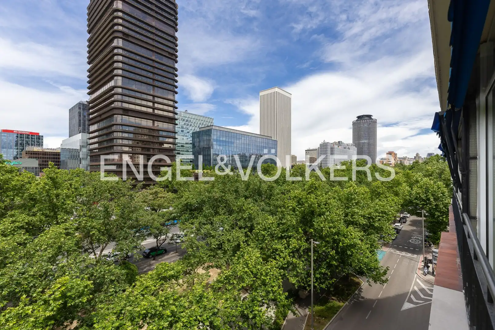 Exterior view of Flat for rent in Madrid  with Air Conditioner, Heating and Terrace