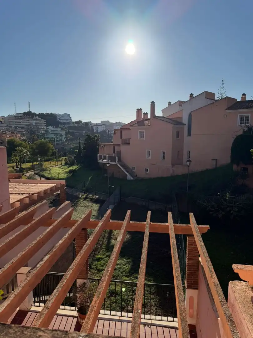 Jardí de Casa adosada en venda en Mijas amb Calefacció, Jardí privat i Terrassa