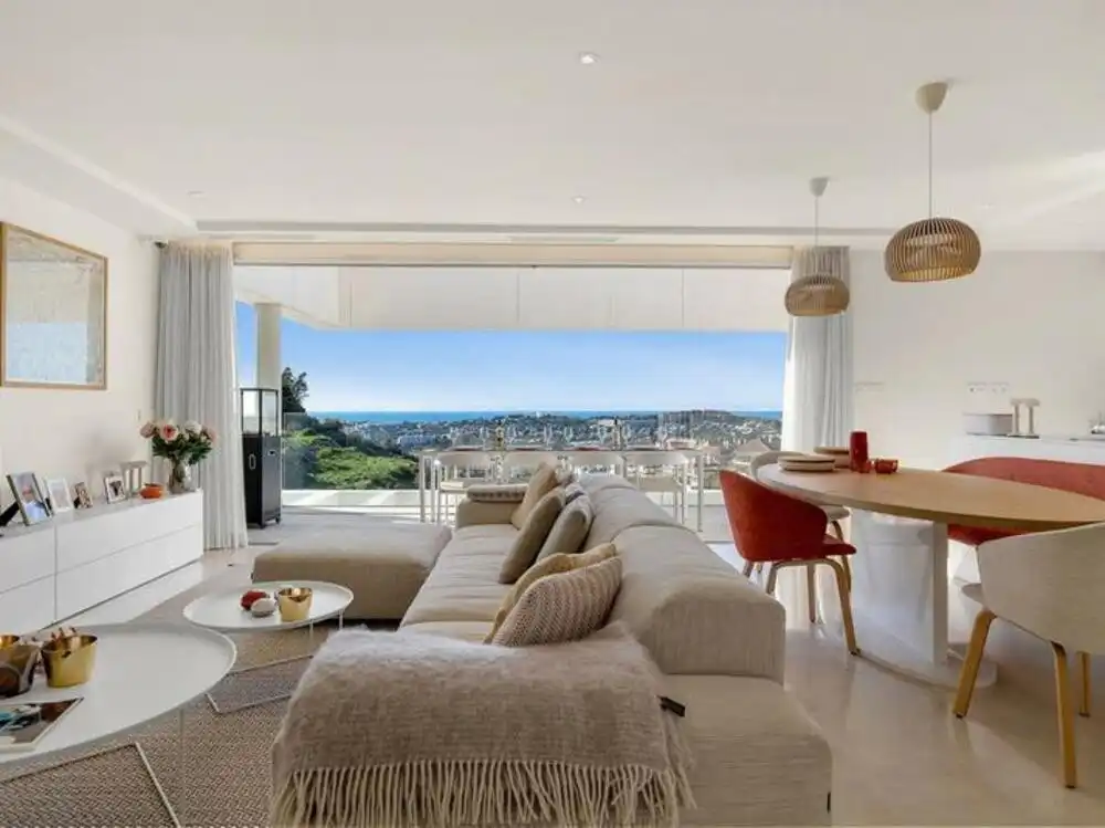 Penthouse with pool for sale in Nueva Andalucía, imagen 2