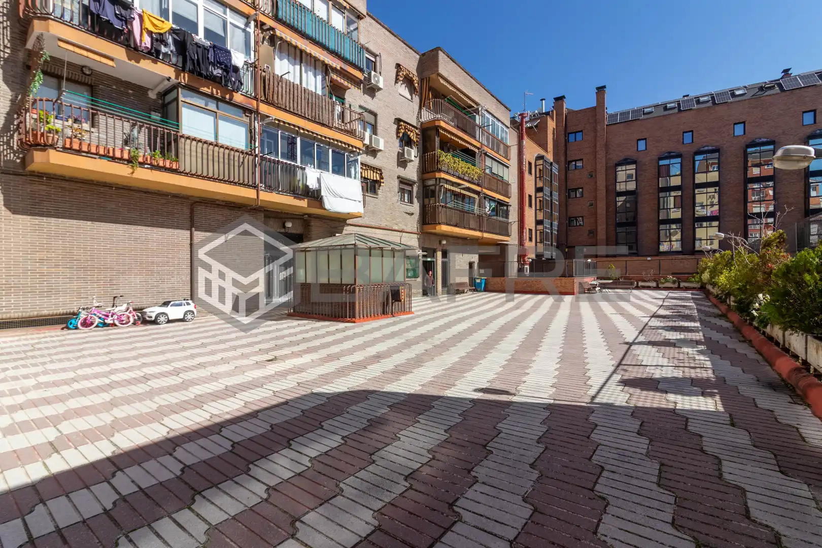 Vista exterior de Local de alquiler en Leganés