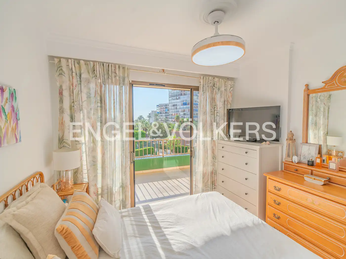Bedroom of Flat for sale in Alicante / Alacant  with Heating, Terrace and Community pool