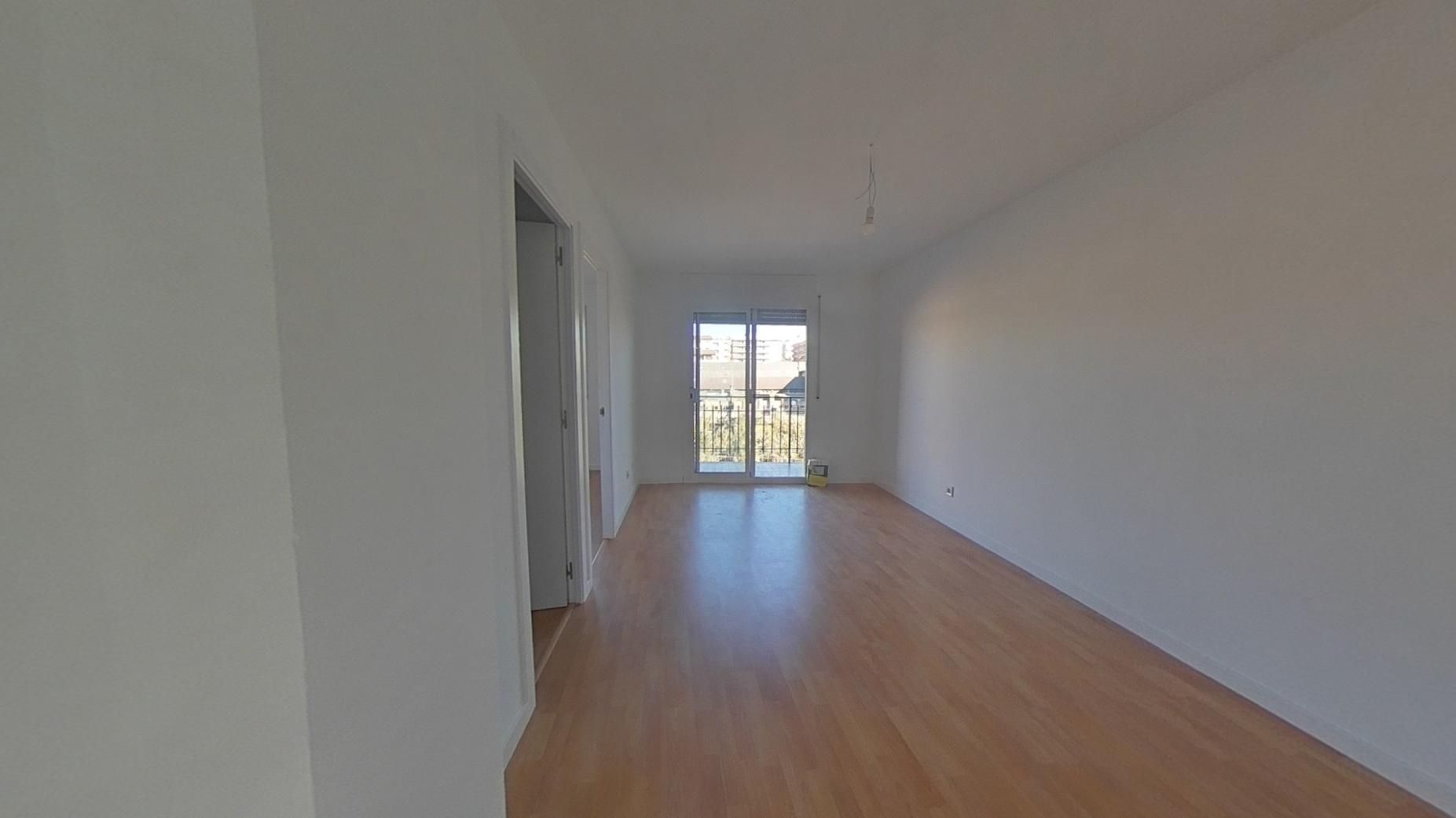 Living room of Flat for sale in Cerdanyola del Vallès  with Parquet flooring