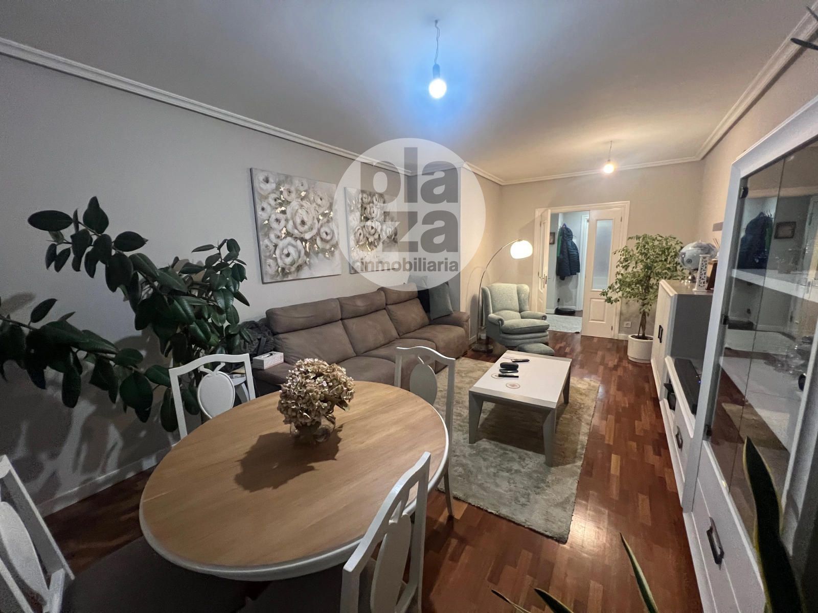 Living room of Flat for sale in Burgos Capital  with Heating and Storage room