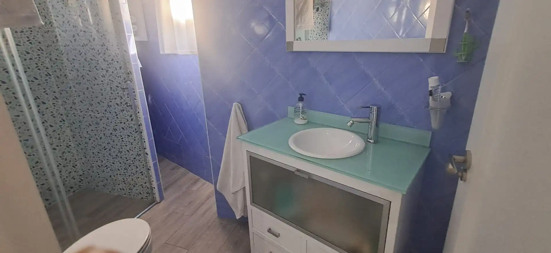 Badezimmer von Wohnung zum Verkauf in Utrera mit Klimaanlage, Heizung und Abstellraum