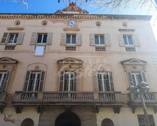 Vista exterior de Casa o xalet en venda en Mataró amb Aire condicionat, Calefacció i Terrassa