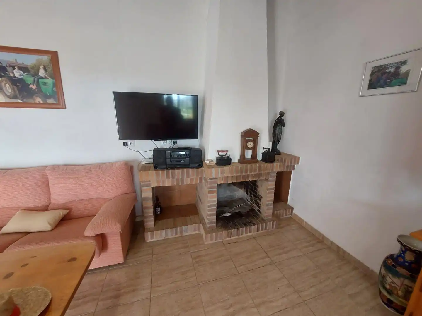 Sala d'estar de Finca rústica en venda en L'Ametlla de Mar  amb Terrassa i Moblat