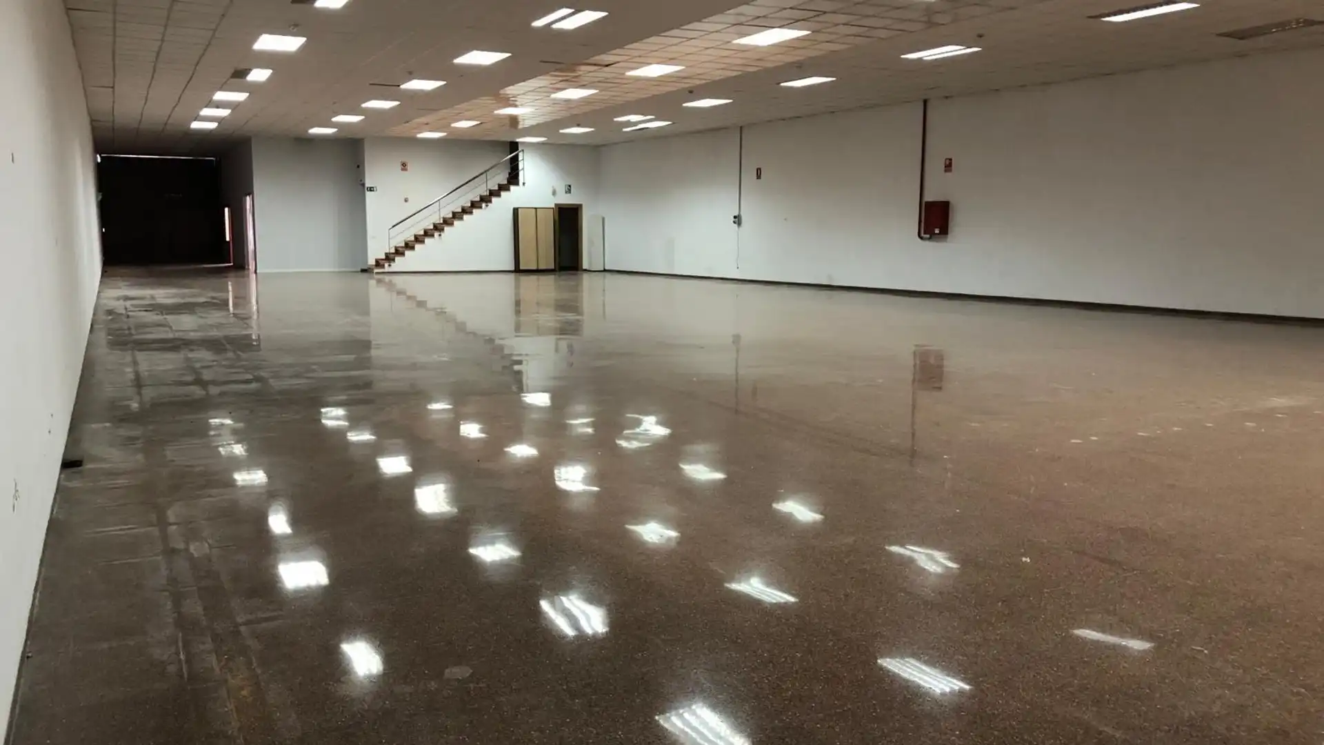 Nave industrial de alquiler en Foios