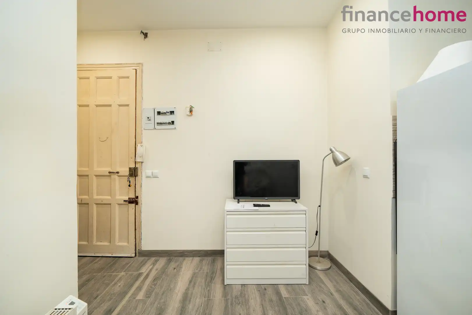 Piso en venta en Madrid con Calefacción y Amueblado