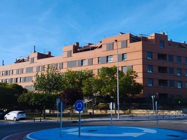 Individual con ascensor en venta en Soto del Henares