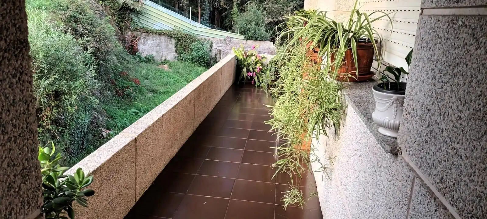 Terrasse von Haus oder Chalet zum Verkauf in Redondela mit Privatgarten, Abstellraum und Balkon